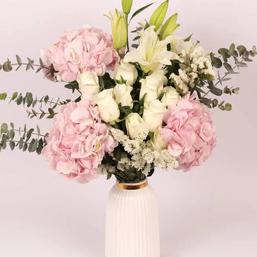 Floral Vase arrangement